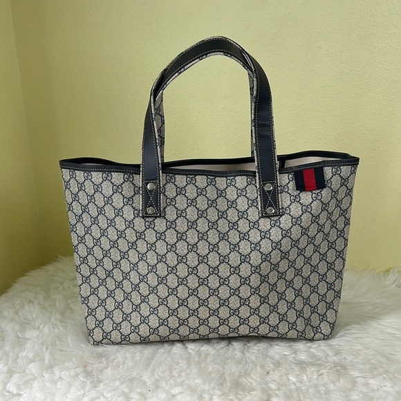 💯Authentic GUCCI GG Plus Monogram Medium Signature Web Loop Tote Navy🍀 - Picture 1 of 15